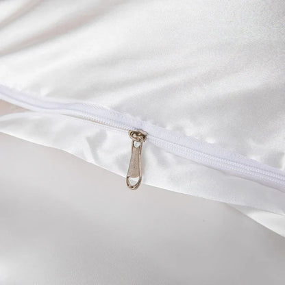 Комплект от 3 части – сатенен калъф за завивка, мек и деликатен, за нощи с нотка лукс