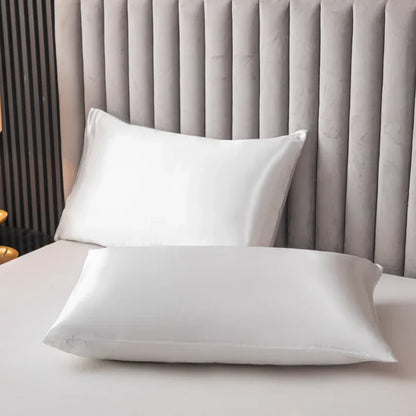 Комплект от 3 части – сатенен калъф за завивка, мек и деликатен, за нощи с нотка лукс